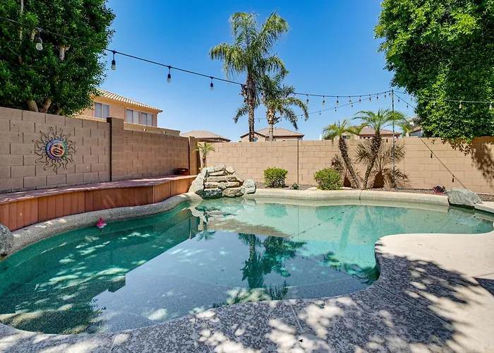 Outdoor Oasis W/ Pool! Group Escape Dom wakacyjny *