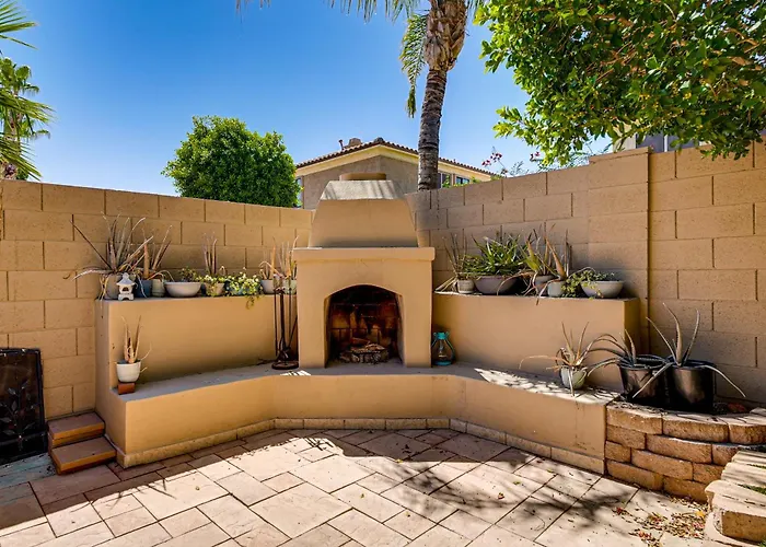 Outdoor Oasis W/ Pool! Group Escape